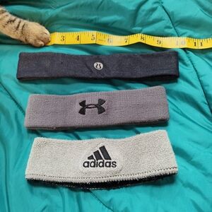 3Pk - Headbands: Adidas, Under armour And Lululemon. EUC
